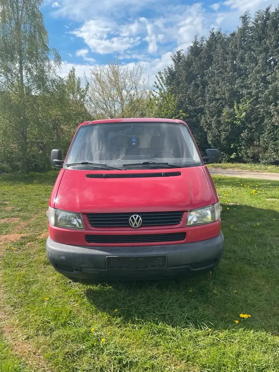 Używany VW T4 68 KM (50 kW) 1996 Czerwony Van