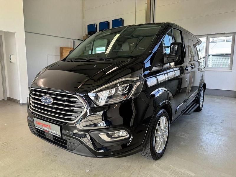 Gebraucht Ford Tourneo Titanium 170 PS (125 kW) 2019 Schwarz Van / Kleinbus