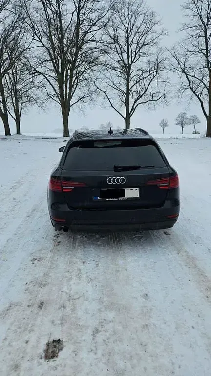 Gebraucht Audi A4 150 PS (110 kW) 2018 Schwarz Kombi