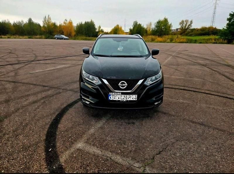 Schwarz Gebraucht 2020 Nissan Qashqai Visia SUV | 14.500 € (Guter Preis) - Bild 1/4