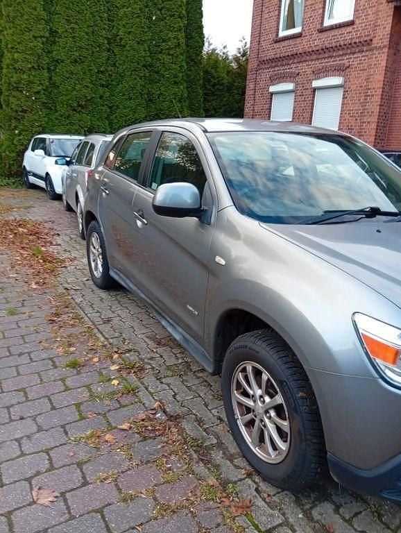 Gebraucht Mitsubishi ASX Invite 117 PS (86 kW) 2011 SUV