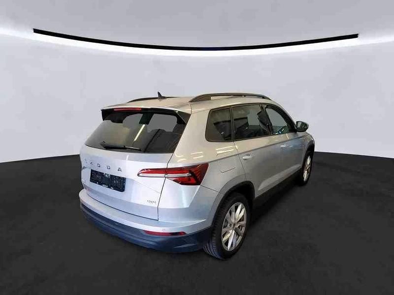 Gebraucht Skoda Karoq Style 150 PS (110 kW) 2023 Brilliantsilber SUV