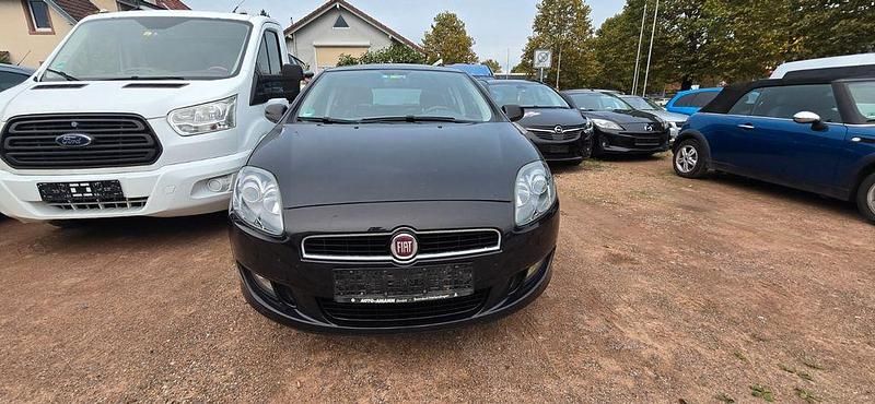 Schwarz Gebraucht 2013 Fiat Bravo Street Kleinwagen | 5.500 € (Teuer) - Bild 1/4