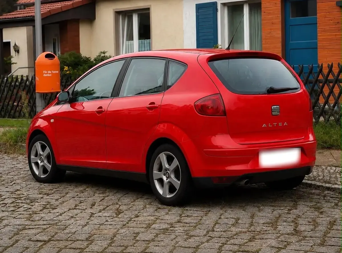 Gebraucht Seat Altea 102 PS (75 kW) 2006 Rot Van / Kleinbus