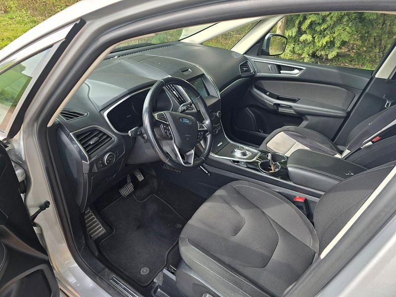 Gebraucht Ford S-MAX Trend 190 PS (139 kW) 2019 Silber Van / Kleinbus