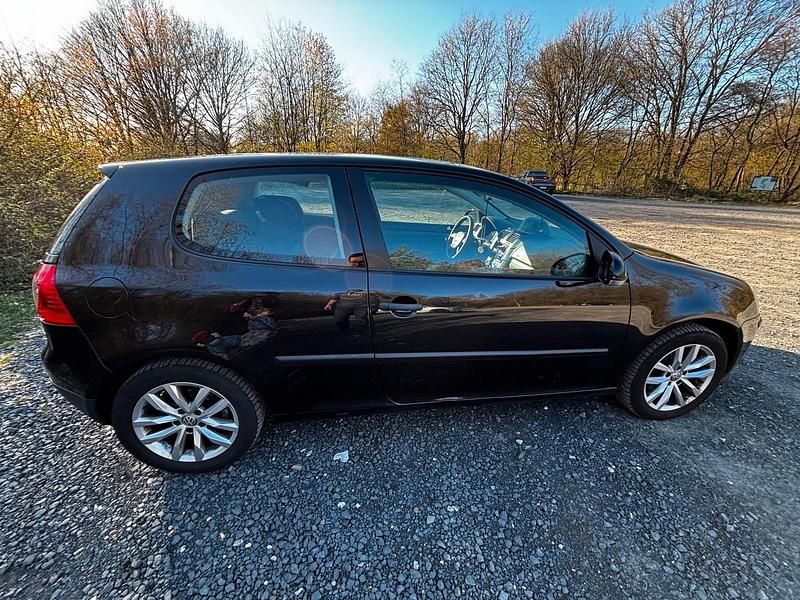 Gebraucht VW Golf IV 75 PS (55 kW) 2004 Schwarz Limousine