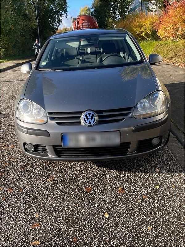 Usata VW Golf 102 CV (75 kW) 2004 Grigio Coupé