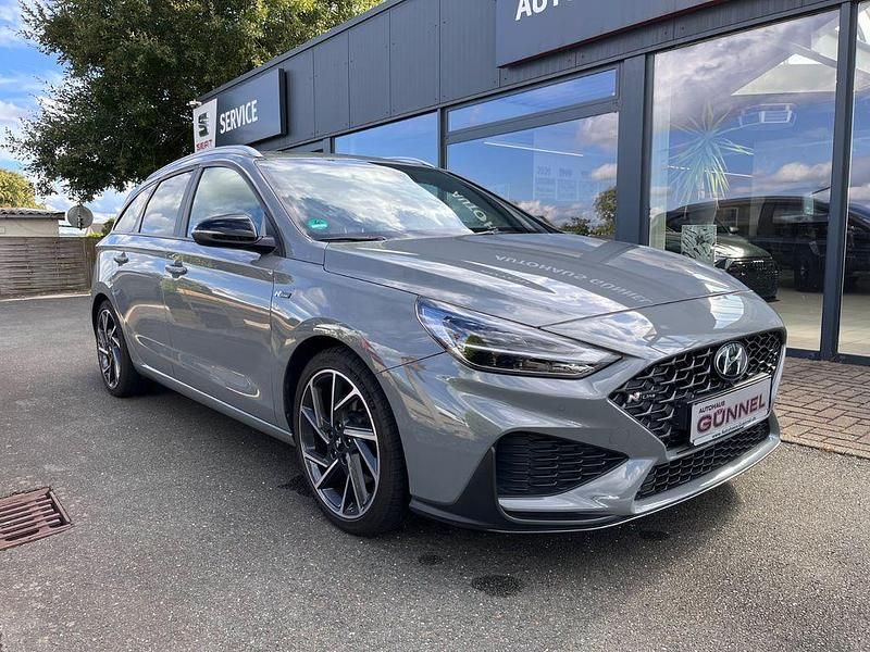 Shadow grey Gebraucht 2021 Hyundai i30 N Line Kombi | 18.999 € (Fairer Preis) - Bild 1/4
