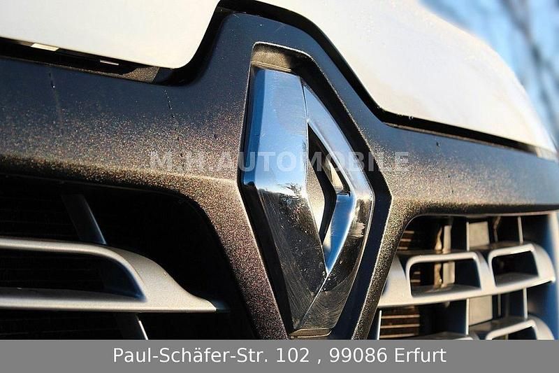 Gebraucht Renault Master 145 PS (106 kW) 2017 Weiß Van / Kleinbus