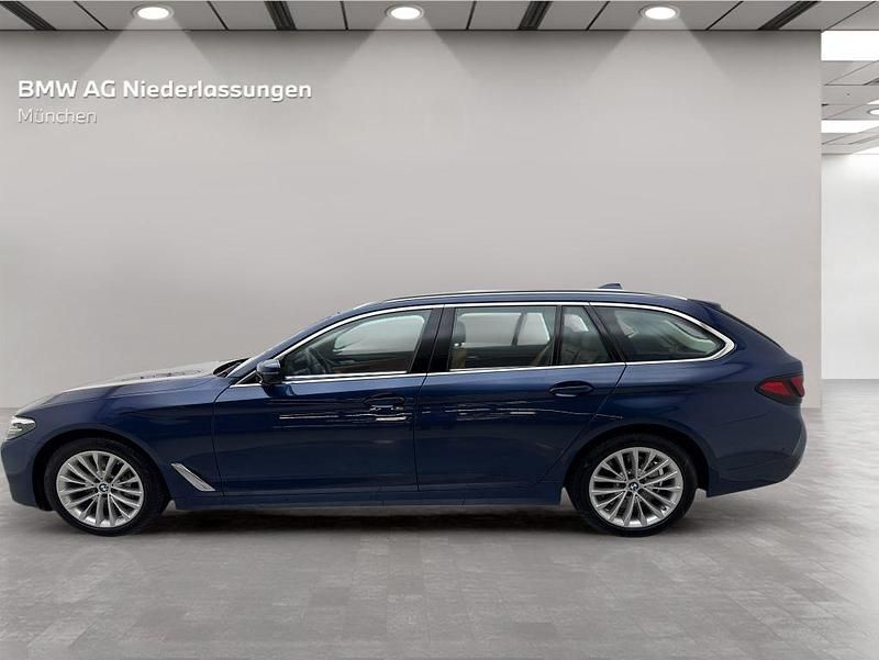Gebraucht BMW 530 Luxury Line 286 PS (210 kW) 2023 Blau Kombi