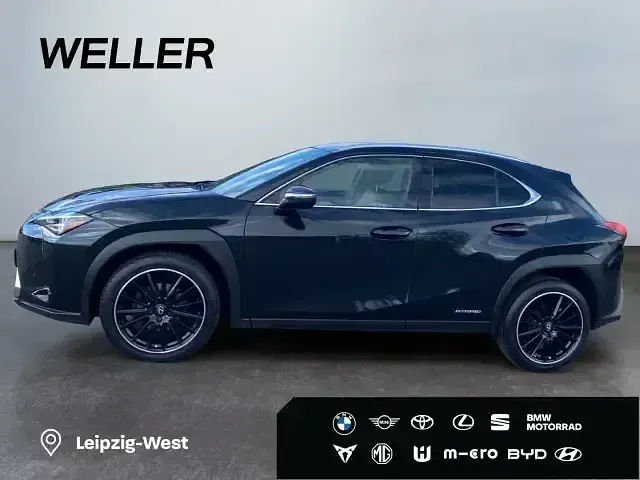 Gebraucht Lexus UX 250h Launch Edition 184 PS (135 kW) 2020 Schwarz SUV