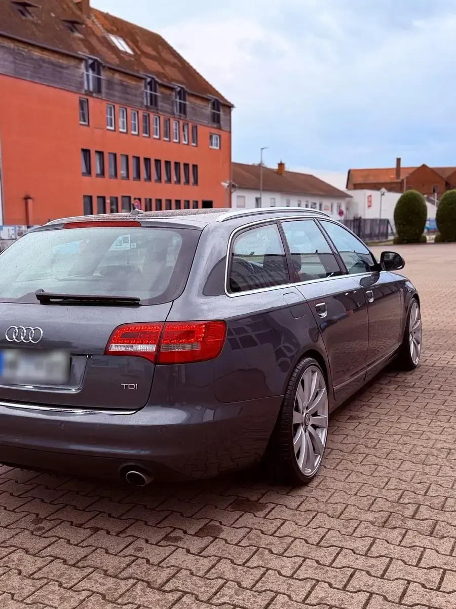 Gebraucht Audi A6 190 PS (139 kW) 2010 Grau Kombi
