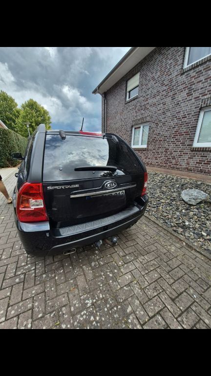 Schwarz Gebraucht 2009 Kia Sportage Attract SUV | 3.700 € (Guter Preis) - Bild 1/4