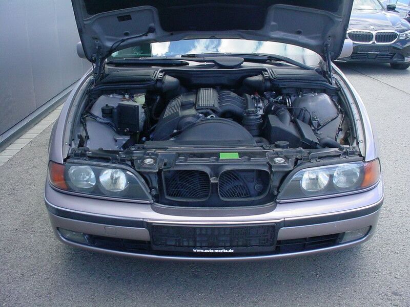 Gebraucht BMW 520 150 PS (110 kW) 1998 Silber Limousine