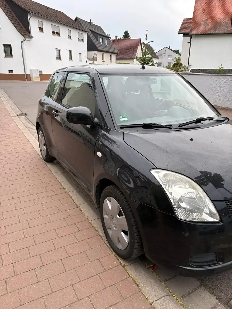 Gebraucht Suzuki Swift 88 PS (64 kW) 2007 Schwarz Kleinwagen