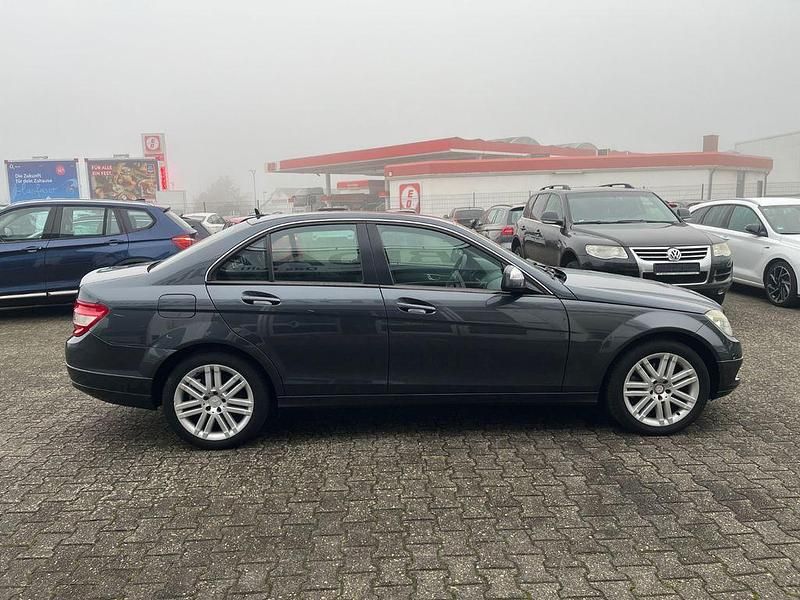 Gebraucht Mercedes C200 184 PS (135 kW) 2008 Grau Limousine