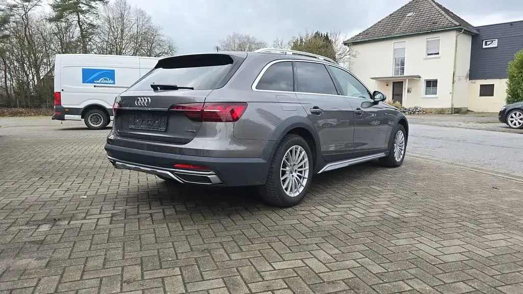 Gebraucht Audi A4 Allroad Sport 231 PS (169 kW) 2020 Grau Kombi