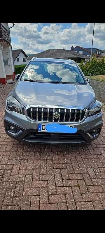 Gebraucht Suzuki SX4 Comfort 140 PS (102 kW) 2018 Silber Limousine