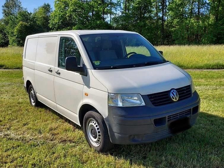 Weiß Gebraucht 2006 VW T5 Van | 8.900 € - Bild 1/4