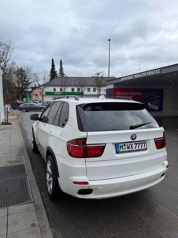 Gebraucht BMW X5 235 PS (172 kW) 2009 Weiß SUV