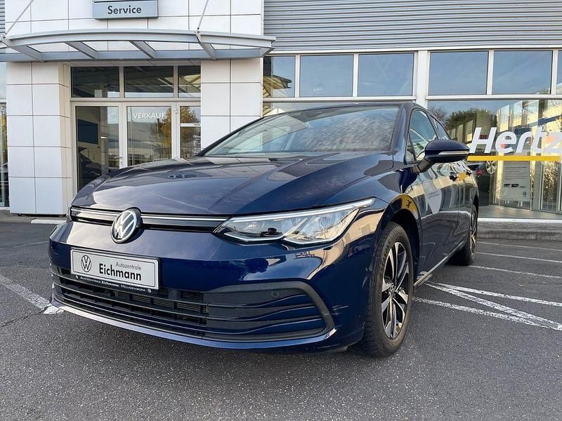 Blau Gebraucht 2020 VW Golf VIII United Limousine | 18.490 € (Etwas zu teuer) - Bild 1/4