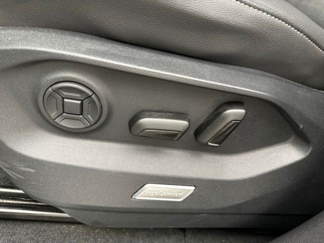 Gebraucht VW Touareg R-line 286 PS (210 kW) 2022 Weiss SUV