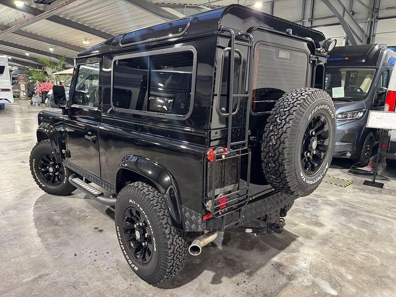 Gebraucht Land Rover Defender 122 PS (89 kW) 2013 Schwarz SUV
