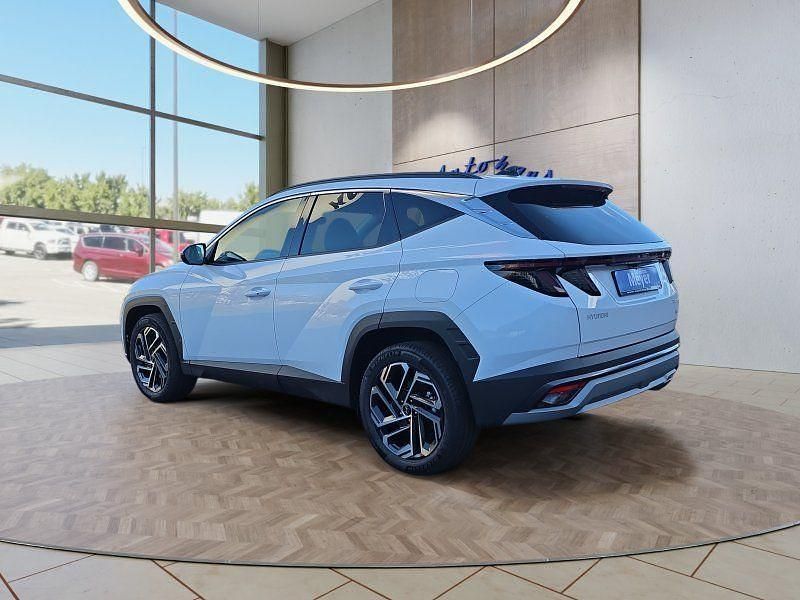 Neu Hyundai Tucson 215 PS (158 kW) 2025 Atlas white SUV