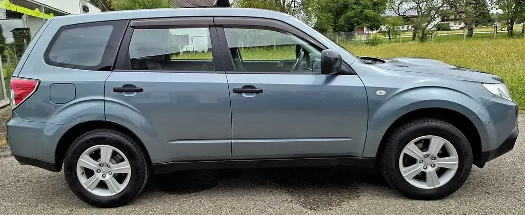 Gebraucht Subaru Forester Active 147 PS (108 kW) 2011 Grün SUV
