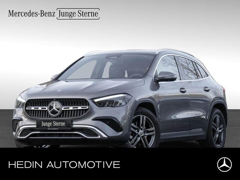 Grau Gebraucht 2024 Mercedes GLA200 Progressive SUV | 39.890 € (Fairer Preis) - Bild 1/4