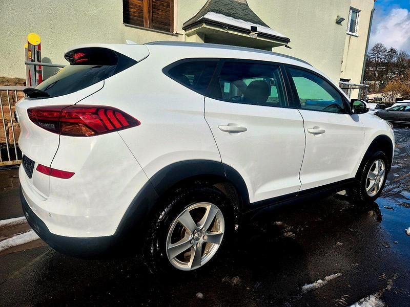 Gebraucht Hyundai Tucson 132 PS (97 kW) 2019 Weiß SUV