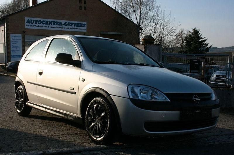 Gebraucht Opel Corsa Eco 58 PS (42 kW) 2002 Silber Kleinwagen
