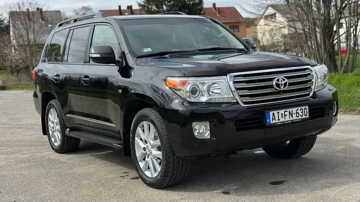 Gebraucht Toyota Land Cruiser V8 Executive 272 PS (200 kW) 2014 SUV