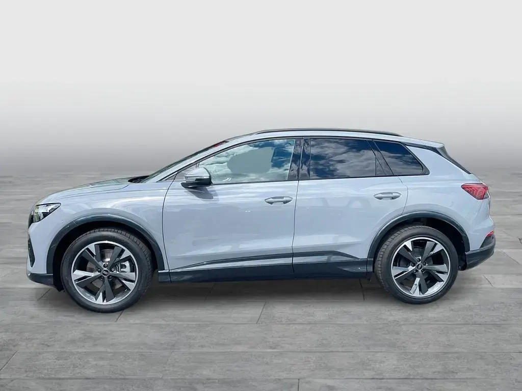 Gebraucht Audi Q4 e-tron Ambiente 210 kW (286 PS) 2025 Kieselgrau SUV