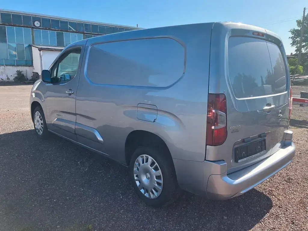 Gebraucht Opel Combo Edition 102 PS (75 kW) 2019 Grau Van / Kleinbus