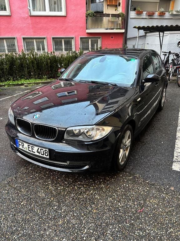 Schwarz Gebraucht 2007 BMW 120 Basis Kleinwagen | 2.000 € (Superpreis) - Bild 1/4