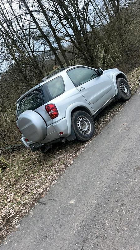 Gebraucht Toyota RAV4 150 PS (110 kW) 2004 Silber SUV