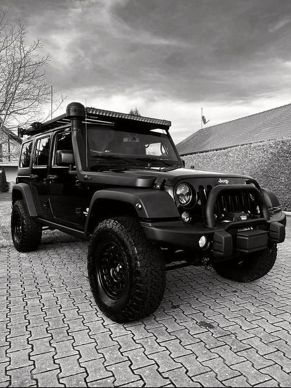 Schwarz Gebraucht 2015 Jeep Wrangler Rubicon SUV | 38.500 € - Bild 1/4