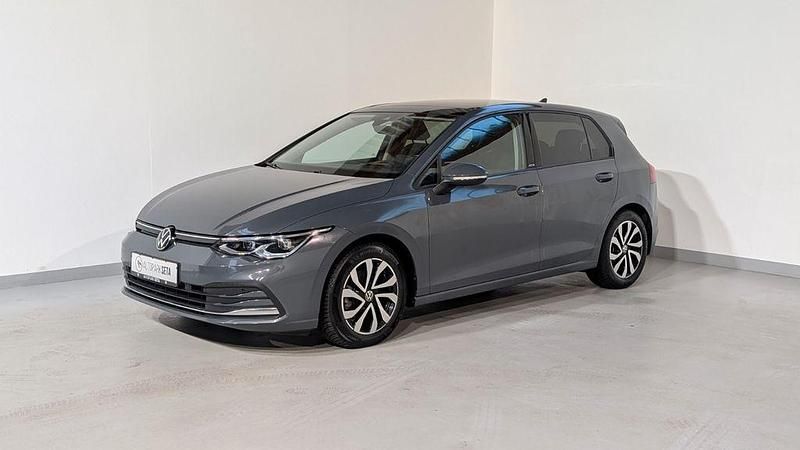 Gebraucht VW Golf VIII Active 150 PS (110 kW) 2022 Grau Limousine