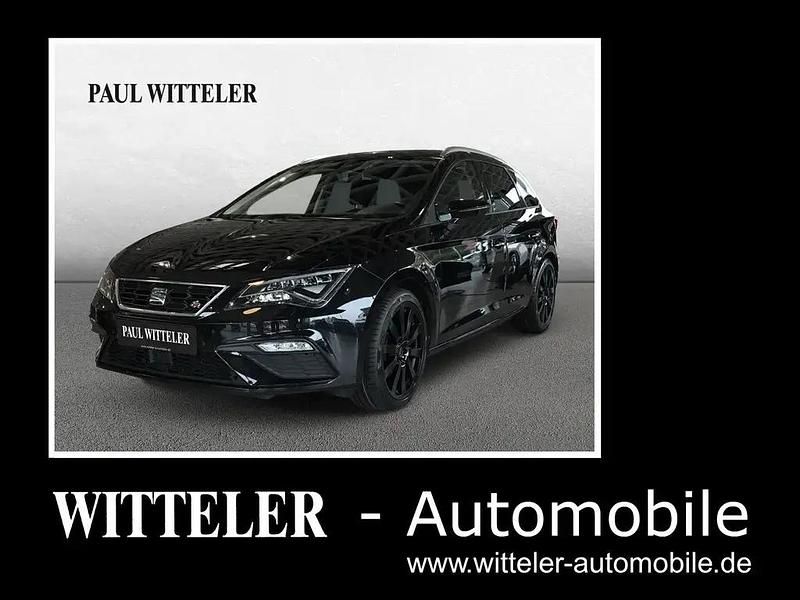 Mitternachtsschwarz Gebraucht 2020 Seat Leon ST FR Kombi | 16.480 € (Fairer Preis) - Bild 1/4