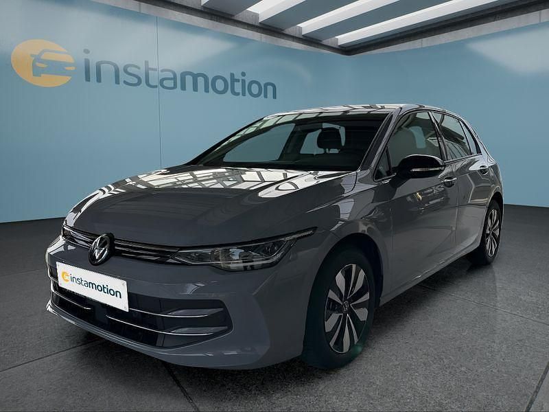 Grau Gebraucht 2025 VW Golf VIII Kleinwagen | 26.599 € (Fairer Preis) - Bild 1/4