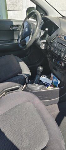 Gebraucht Hyundai i20 Classic 78 PS (57 kW) 2009 Silber metallic Kleinwagen