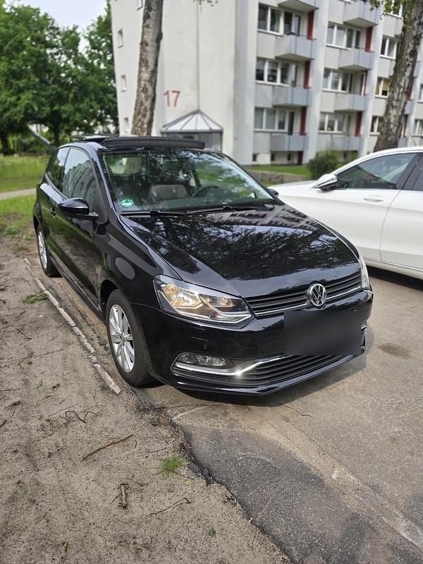 Schwarz Gebraucht 2014 VW Polo Kleinwagen | 6.900 € (Guter Preis) - Bild 1/4