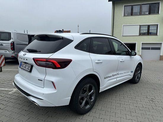 Gebraucht Ford Kuga ST-Line 243 PS (178 kW) 2024 Frostweiß SUV