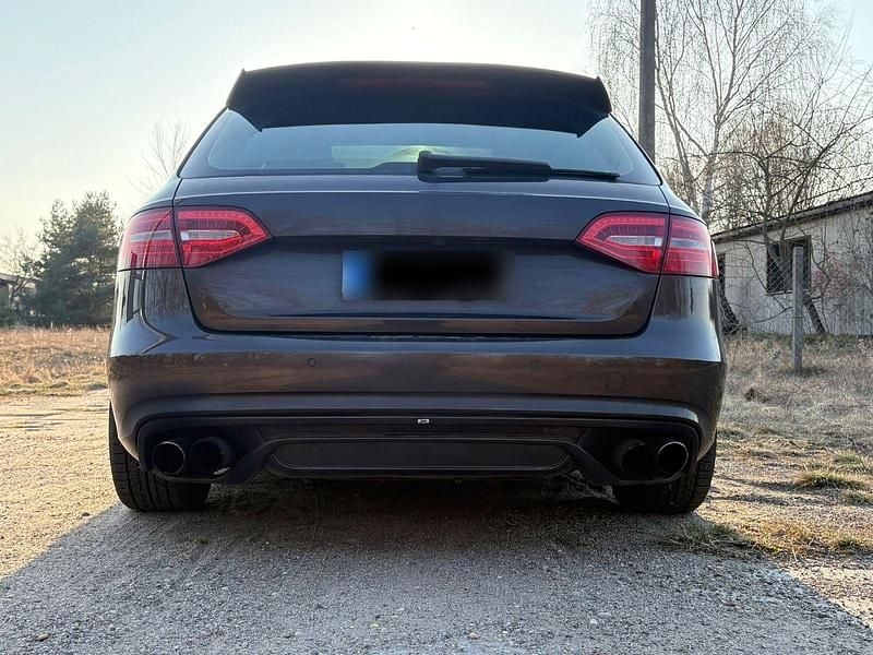 Gebraucht Audi A4 Ambiente 177 PS (130 kW) 2013 Braun Kombi