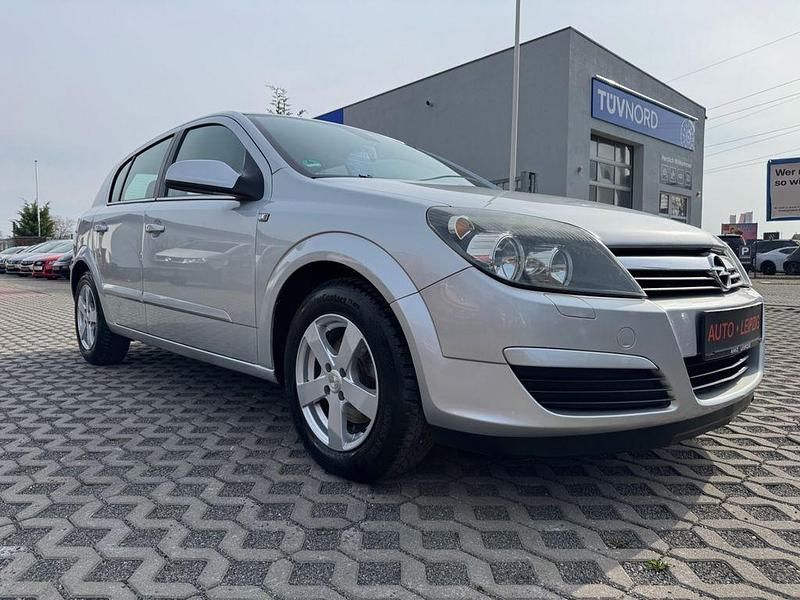 Gebraucht Opel Astra 105 PS (77 kW) 2005 Silber Limousine