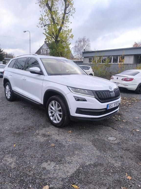 Weiß Gebraucht 2017 Skoda Kodiaq Ambition SUV | 21.500 € (Superpreis) - Bild 1/4