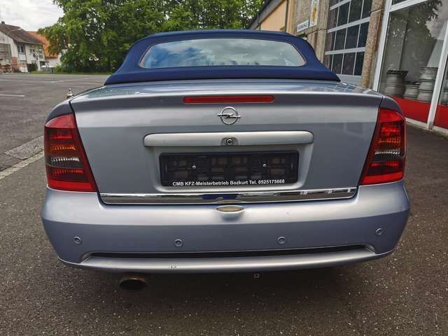 Gebraucht Opel Astra Cabriolet 147 PS (108 kW) 2002 Silber Cabrio