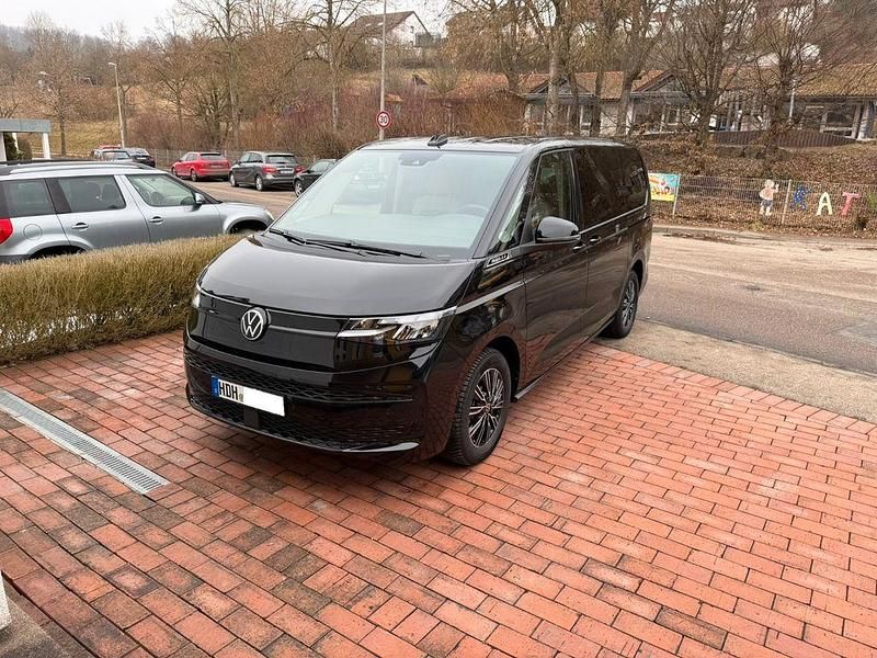 Gebraucht VW Multivan 204 PS (150 kW) 2024 Schwarz Van