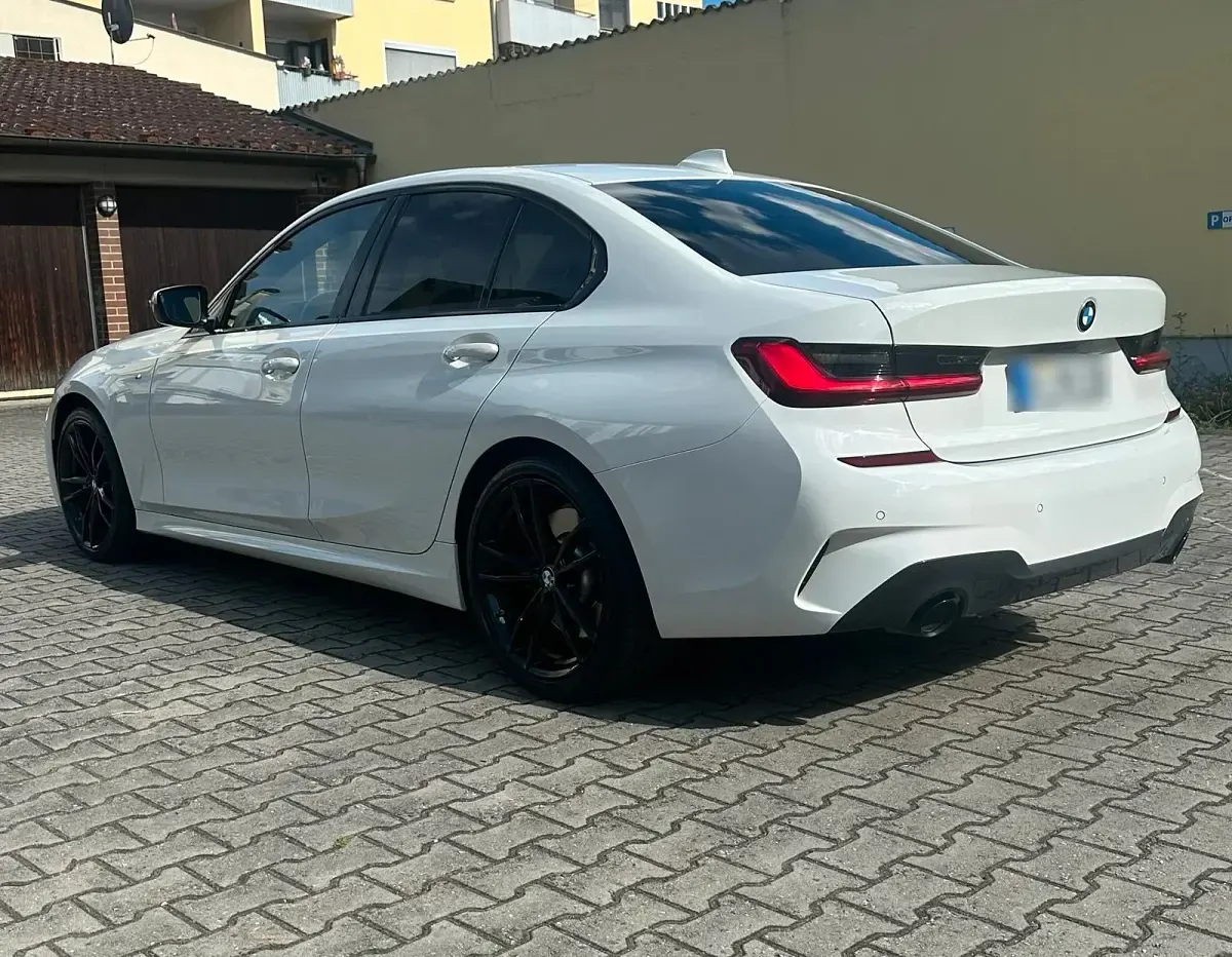 Gebraucht BMW 330 M Sport 286 PS (210 kW) 2021 Weiß Limousine